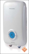 Проточный водонагреватель Electrolux NPX 8 Sensomatic